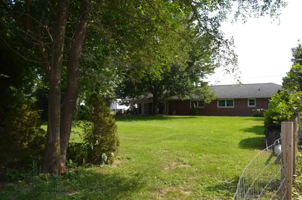 1574 N Main ST, Nappanee, IN 46567