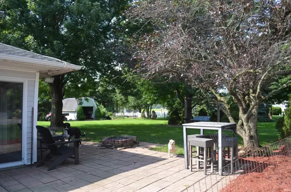 1574 N Main ST, Nappanee, IN 46567