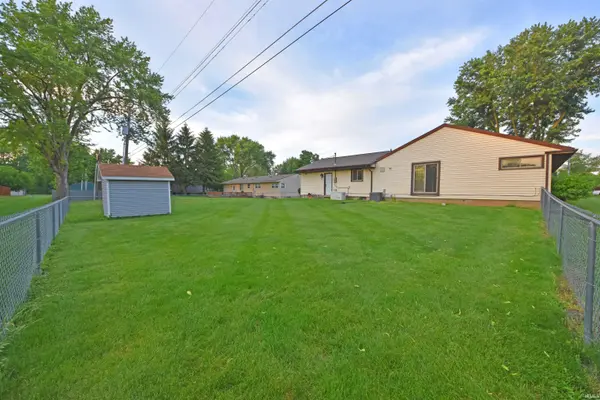 4814 Ashwood DR, Fort Wayne, IN 46809