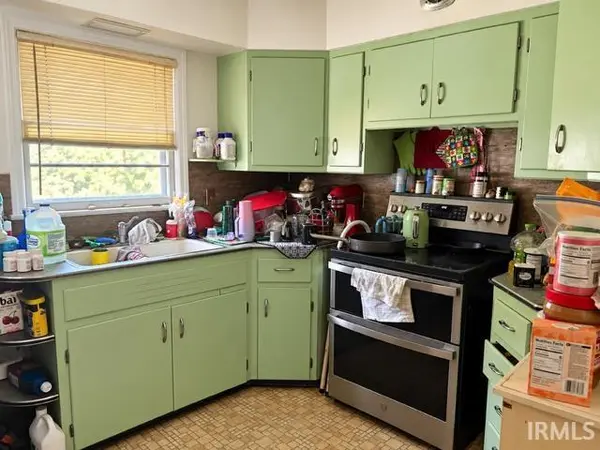 1305 N Kaley ST, South Bend, IN 46628