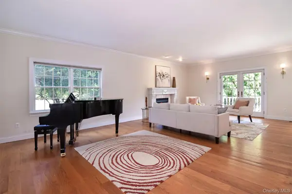 34 Shaw LN, Irvington, NY 10533