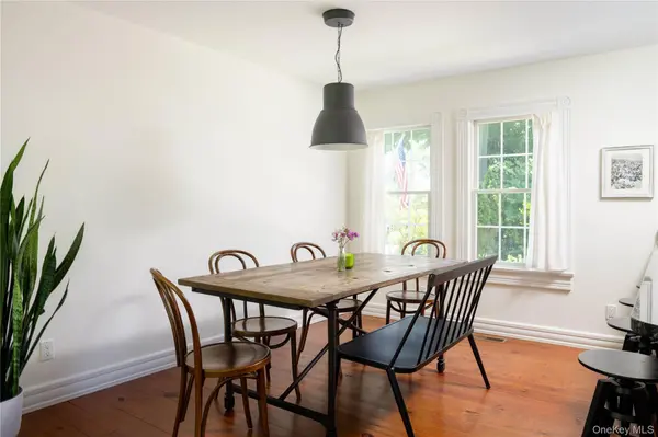 185 Maiden LN, Mattituck, NY 11952