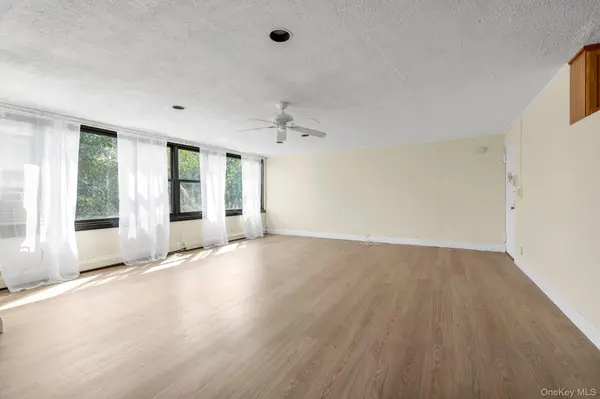10-01 162 ST #4A, Beechhurst, NY 11357