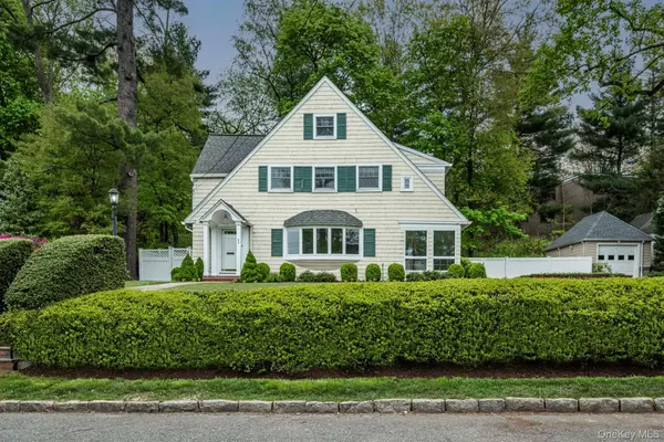 62 Summit AVE, Bronxville, NY 10708