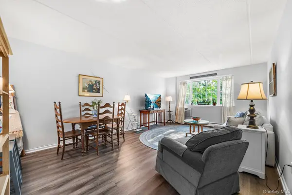 1 Consulate DR #2H, Tuckahoe, NY 10707