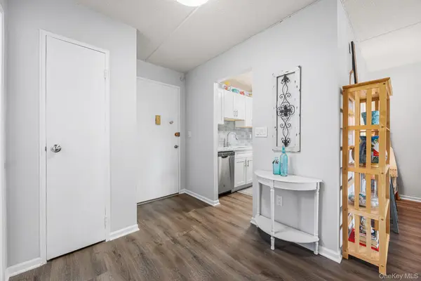 1 Consulate DR #2H, Tuckahoe, NY 10707