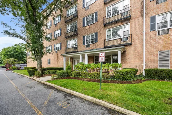 1 Consulate DR #2H, Tuckahoe, NY 10707