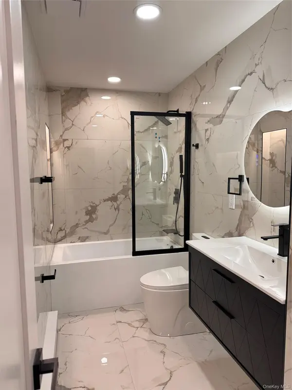 15 Valerie DR ##2, Yonkers, NY 10703