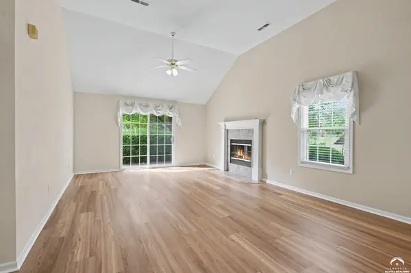 501 Regents ST, Lawrence, KS 66049