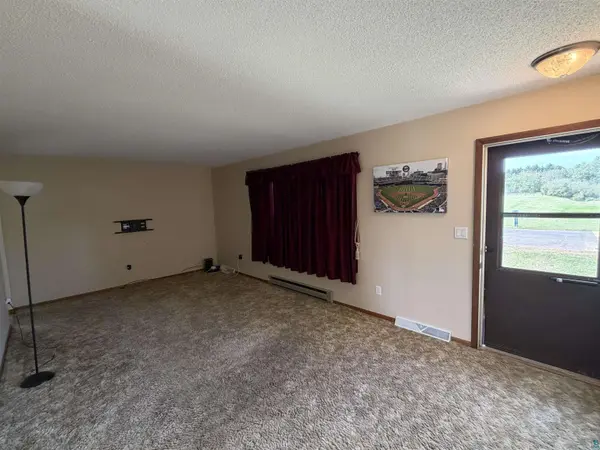 525 Stine Dr, Carlton, MN 55718