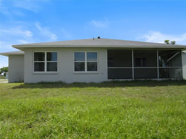 66 OAKLAND HILLS CT, Rotonda West, FL 33947