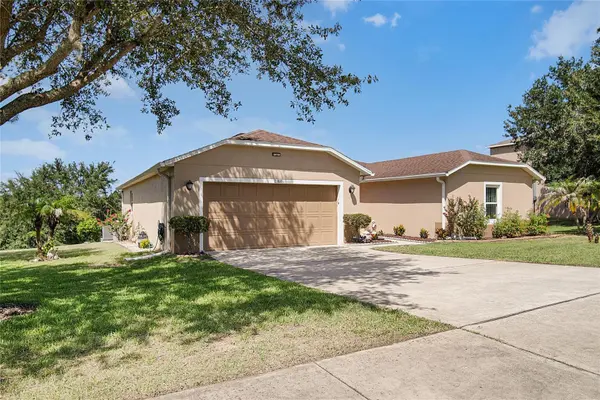 2388 YELLOW GRASS CT, Apopka, FL 32712