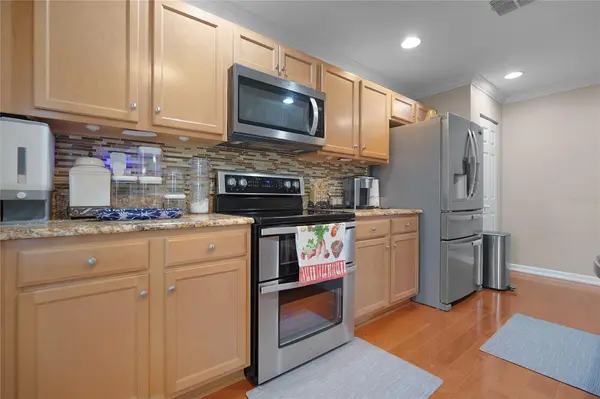 2388 YELLOW GRASS CT, Apopka, FL 32712