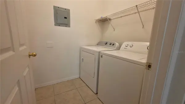 3611 CONROY #818, Orlando, FL 32839