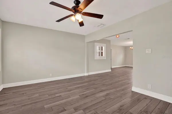 3009 W HEITER ST, Tampa, FL 33607