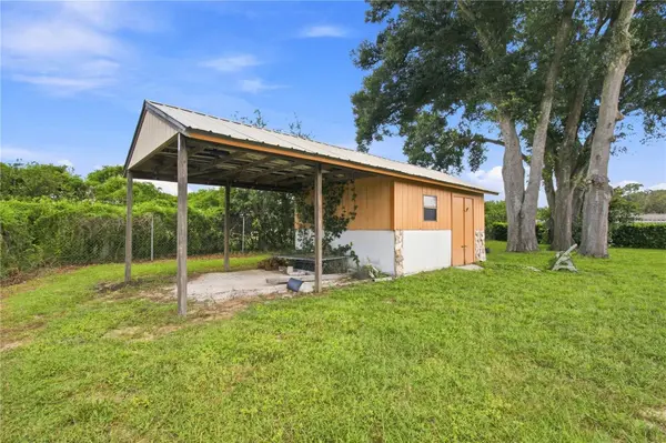 12501 APALACHEE PL, Thonotosassa, FL 33592