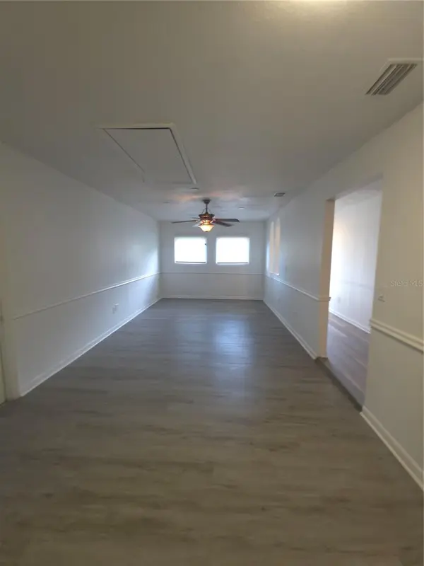 8413 BARRETT PL, Tampa, FL 33617