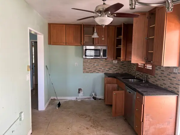 266 44TH AVE, St Pete Beach, FL 33706