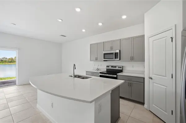 2365 PARAVANE WAY, Wesley Chapel, FL 33543