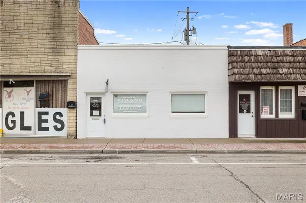 118 W Ryder ST, Litchfield, IL 62056