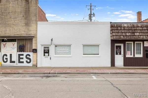 118 W Ryder ST, Litchfield, IL 62056