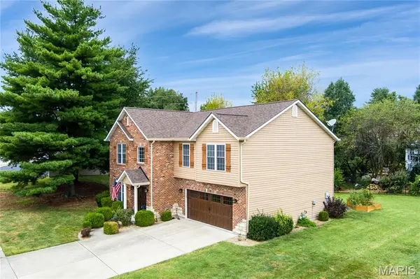 1126 E 3rd ST, O'fallon, IL 62269
