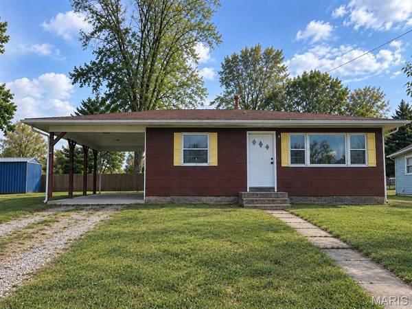 601 W 3rd ST, Dixon, MO 65459