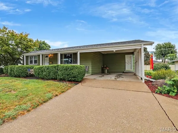 1015 Easy ST, Palmyra, MO 63461