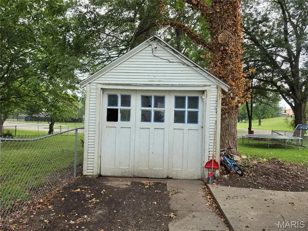 1465 Rose ST, Cape Girardeau, MO 63701
