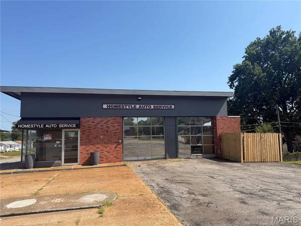 3166 Ashby Road, St Ann, MO 63074