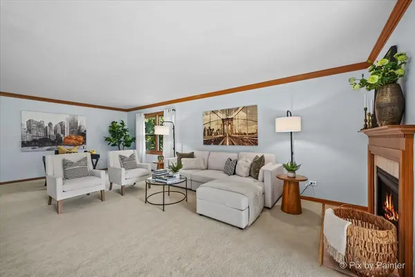 325 Lake ST #1B, Crystal Lake, IL 60014