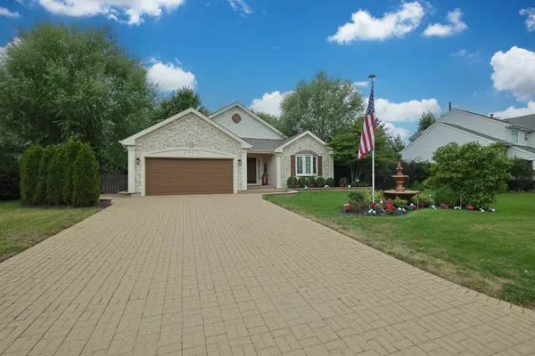 2920 Farmington DR, Lindenhurst, IL 60046