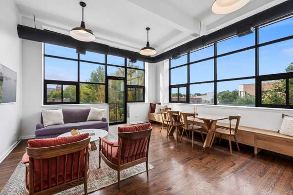1137 N WOOD ST #2E, Chicago, IL 60622