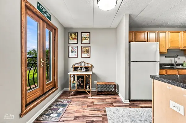 711 W Gordon TER #310, Chicago, IL 60613