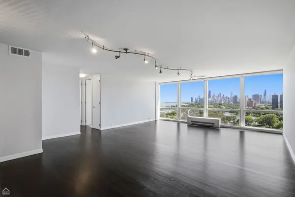 330 W Diversey Pkwy #1907-09, Chicago, IL 60657