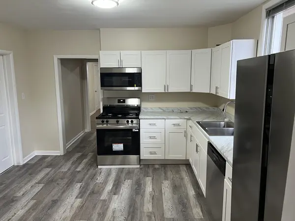3122 Oak Park AVE #1, Berwyn, IL 60402