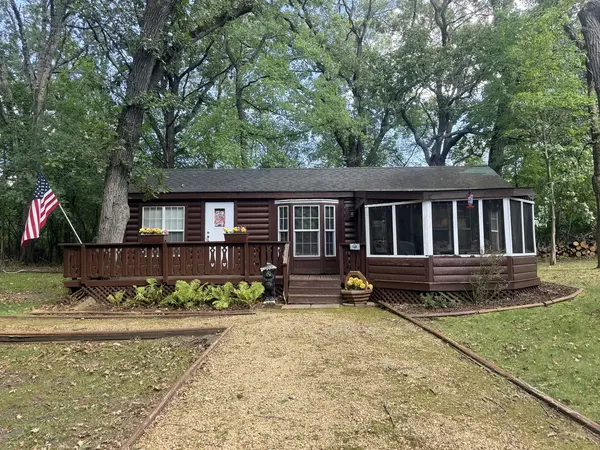 26-214 Woodhaven Lakes, Sublette, IL 61367