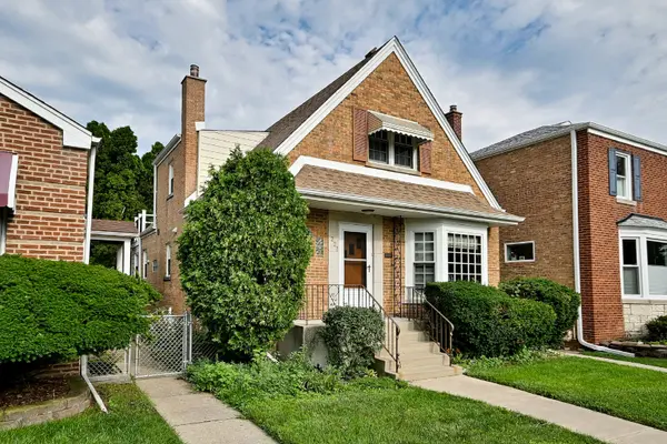 6227 N Naper AVE, Chicago, IL 60631
