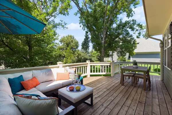 491 Harbor CT, Shoreview, MN 55126