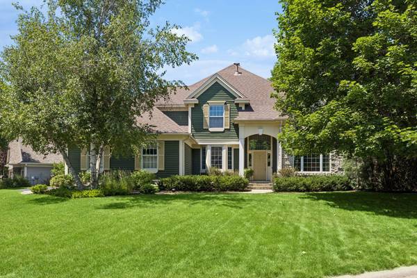 491 Harbor CT, Shoreview, MN 55126