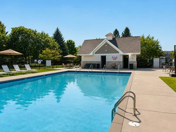 15587 Crab Apple LN, Eden Prairie, MN 55347