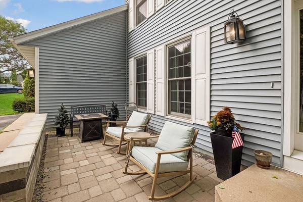 4747 Burr Oak ST, Eagan, MN 55122