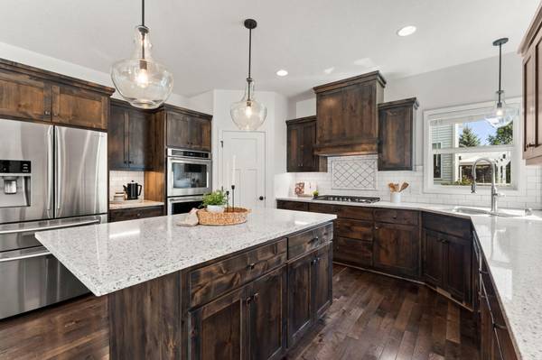 6321 151st ST, Savage, MN 55378