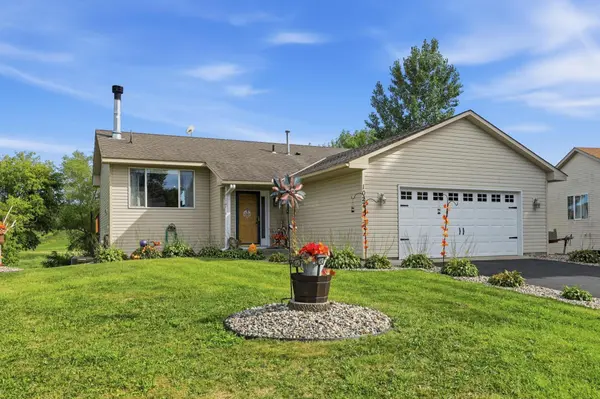 1027 Meadow ST, Cologne, MN 55322