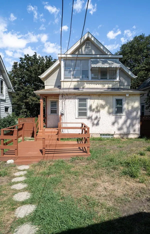 1796 Minnehaha AVE W, Saint Paul, MN 55104