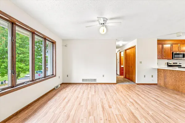 2835 Pioneer LN, Saint Cloud, MN 56301