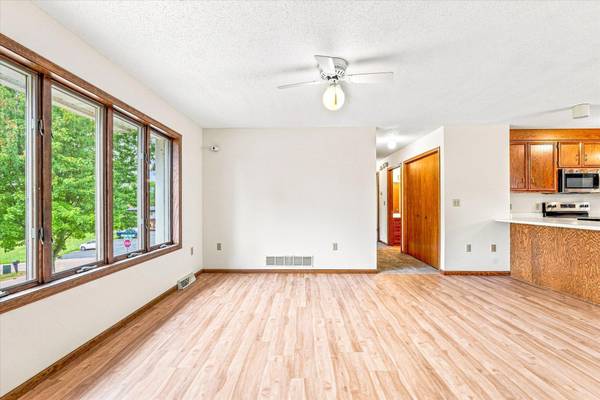 2835 Pioneer LN, Saint Cloud, MN 56301