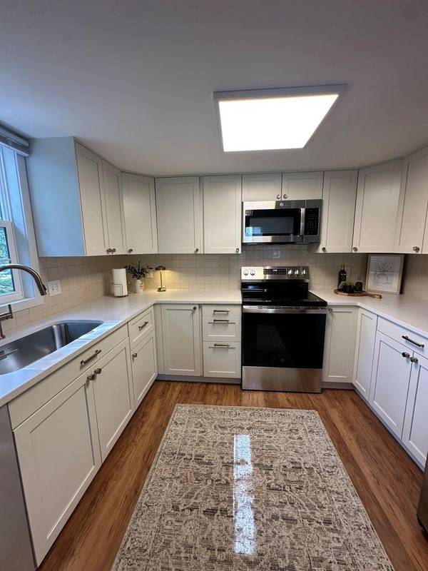 403 Stewart RD, Willernie, MN 55090