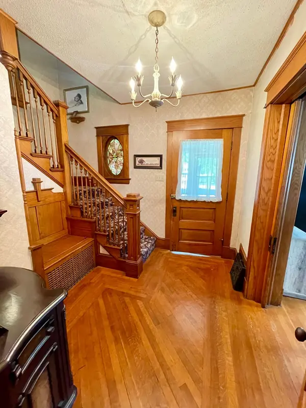 423 4th ST NE, Barnesville, MN 56514