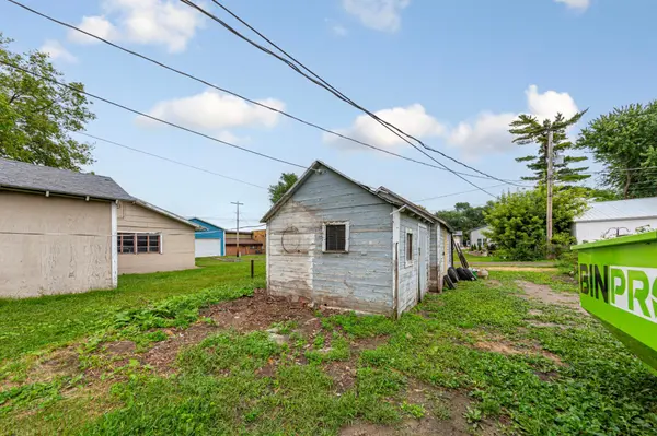215 2nd ST S, Waterville, MN 56096